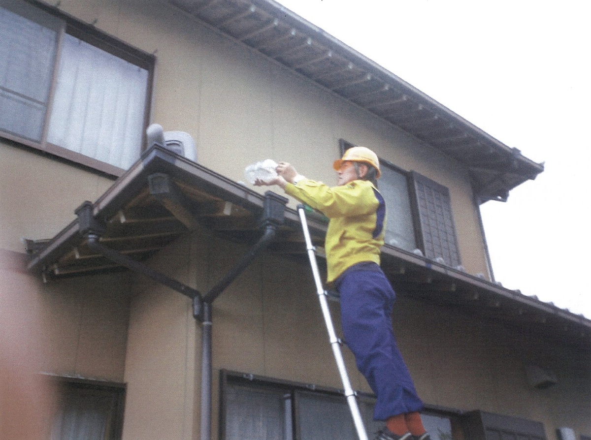 雨漏り有償調査